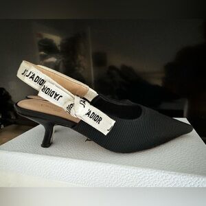 J'Adior Slingback Pump